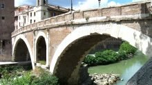 Roma, ponte Fabricio, 62 a. Chr.